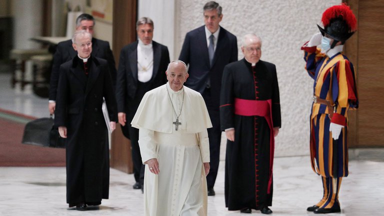 El Vaticano aseguró que los comentarios del papa Francisco sobre la unión civil entre personas del mismo sexo fueron sacados de contexto