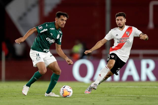 En un partido plagado de polémicas, River quedó a un gol de la hazaña ante Palmeiras y fue eliminado de la Copa Libertadores