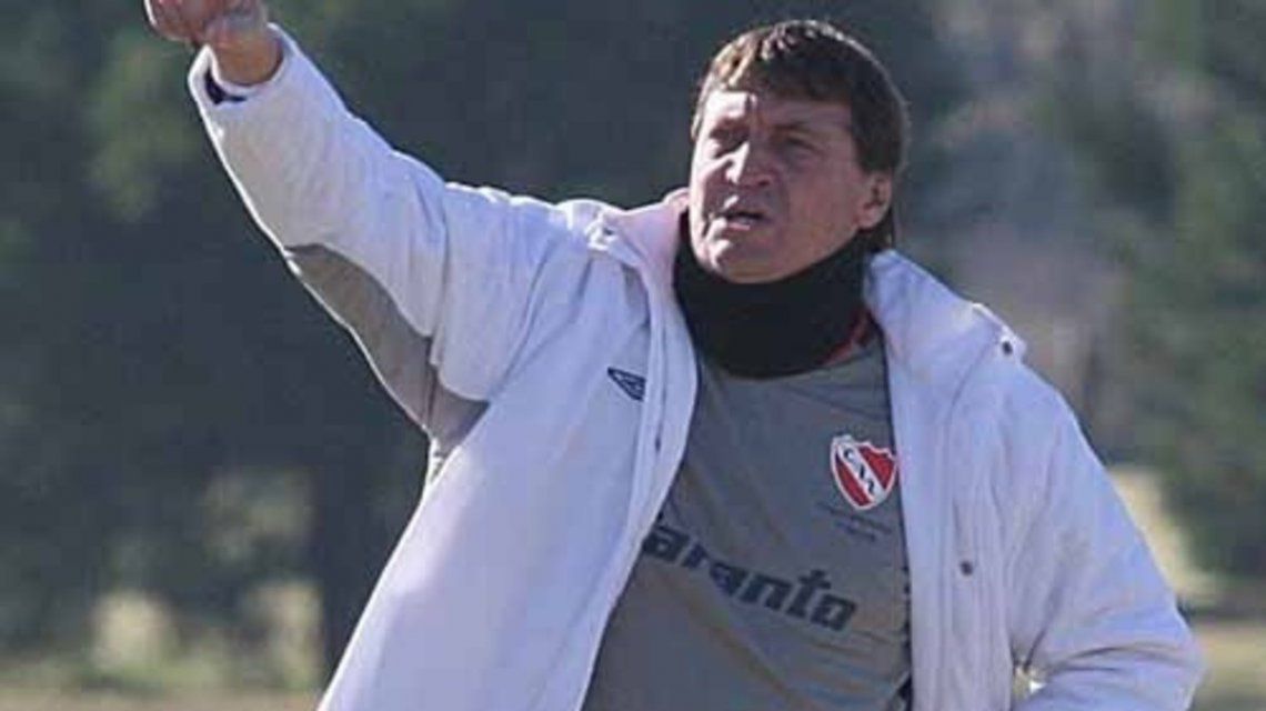 Después de 15 años, Julio Falcioni vuelve a dirigir Independiente