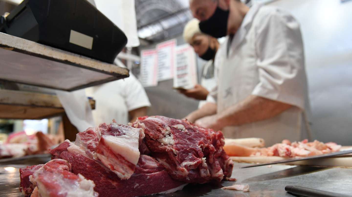El Gobierno amenaza con cerrar la exportación de carne si persisten los aumentos de precios