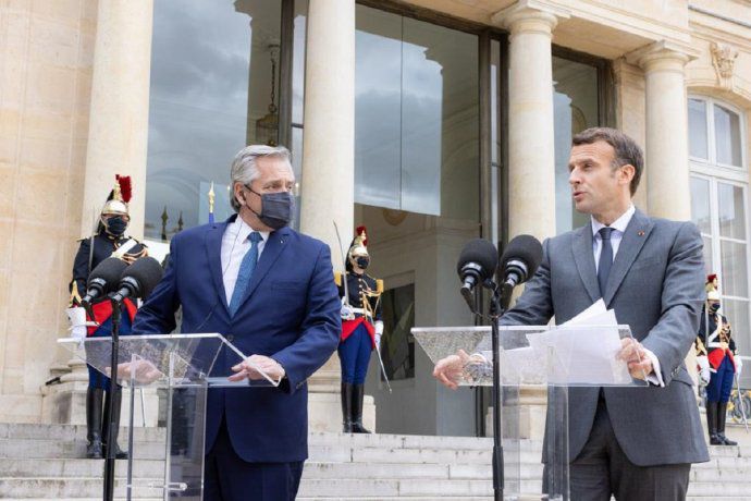Francia manifestó su apoyo al país para la negociación con el FMI y el Club de París