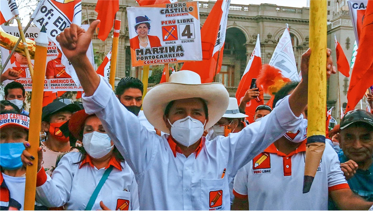¡Está nerviosa la derecha..!!: Perú protestó por la felicitación de Alberto Fernández a Pedro Castillo como presidente electo