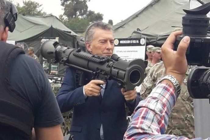Macri mandó a los golpistas bolivianos armas automáticas, fusiles, 70 mil cartuchos antidisturbios y 8 mil municiones