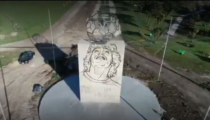 Santa Clara del Mar inaugurará un monumento de Diego Maradona