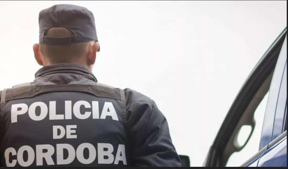 Córdoba: un policía denunció que le exigen cumplir un número de detenciones diarias