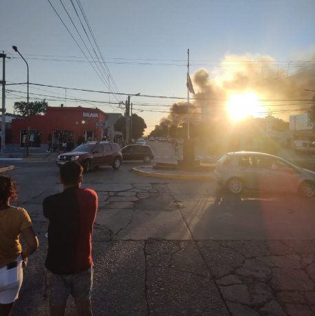 Chubut: incendiaron la Casa de Gobierno durante las protestas contra la Ley de Minería