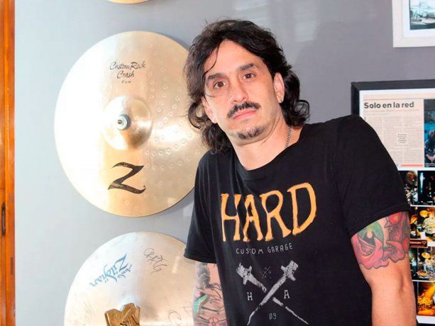 Murió Martín Carrizo, el baterista hermano de Caramelito