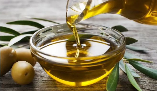ANMAT prohibió un aceite de oliva y otro de girasol: cuáles son