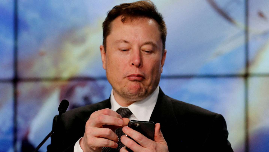 Elon Musk suspende la compra de Twitter a la espera de un informe y se hunden las acciones