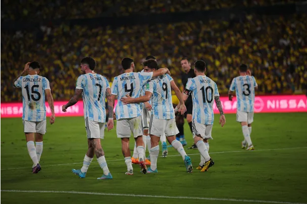 La FIFA multó a la Selección Argentina