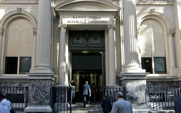 El Banco Central fijó un nuevo corredor de tasas de política monetaria y financiera