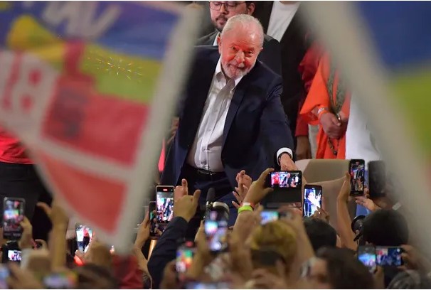 Lula aseguró que a Bolsonaro «no le gusta la democracia» y salió al cruce de nuevas fake news