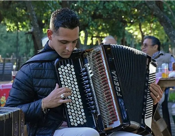 La Voz Argentina: Damián Ayala, el acordionista que hizo llorar