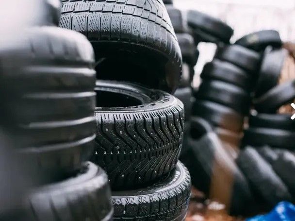 El Gobierno advirtió que liberará la importación de neumáticos si este miércoles no se llega a un acuerdo