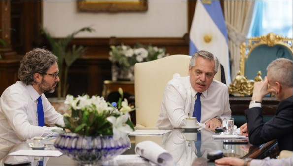 El Gobierno argentino expresó su pesar por el fallecimiento de la reina Isabel II de Inglaterra