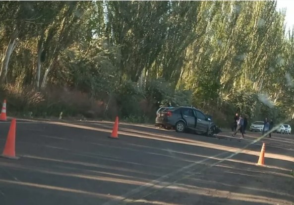Accidente fatal en Mendoza: cinco personas murieron en un choque frontal entre dos autos