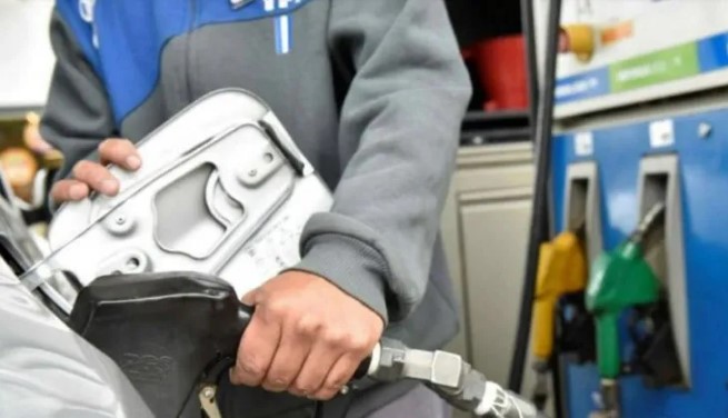 YPF aumenta los precios de sus combustibles un 6%