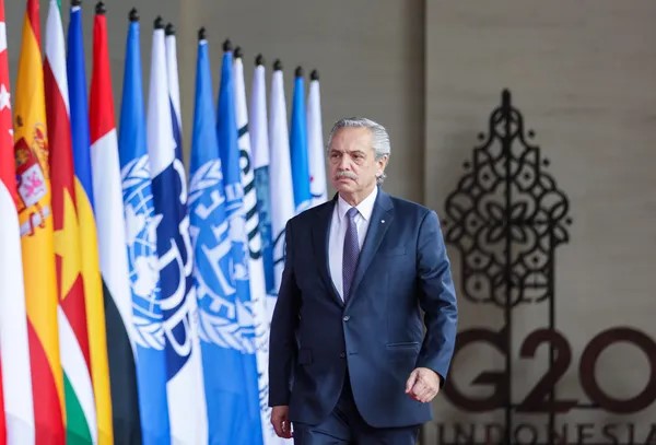 Alberto Fernández suspendió su primera participación en el G20 por hipotensión