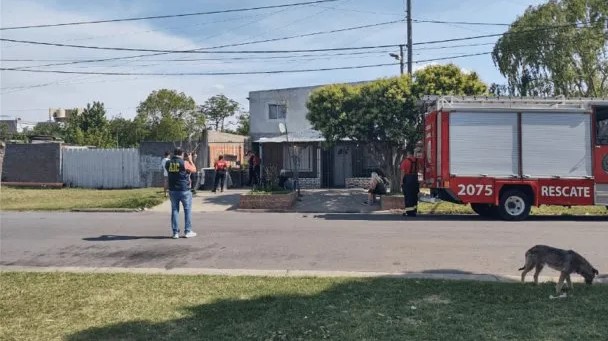 Santa Fe: encontraron asesinado de 30 puñaladas a un hombre en su cama