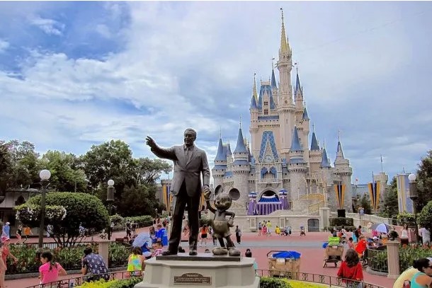 Florida tomó el control de Disney y el «Reino corporativo» llegó a su fin