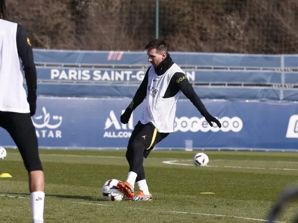 En medio de la amenaza narco, Lionel Messi se entrena en París