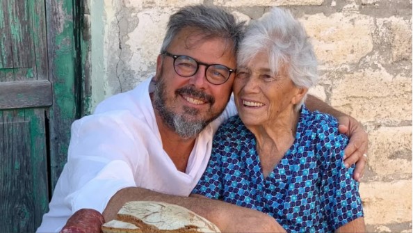Donato De Santis y una conmovedora despedida a su mamá que murió en Italia: “Tu vida va a continuar en mí”