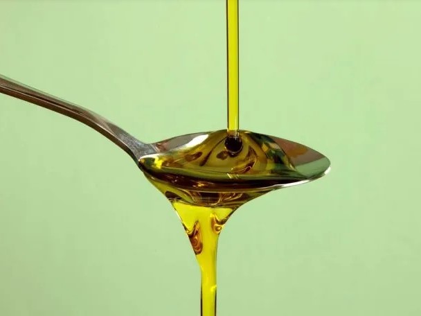 ANMAT descubre un aceite de oliva trucho: qué marca no hay que comprar
