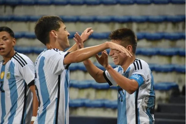 Argentina vs Paraguay por el Sudamericano Sub 17