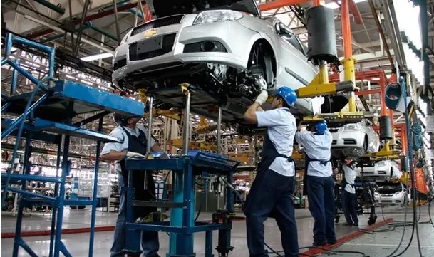 La producción nacional de vehículos creció en abril 24% interanual