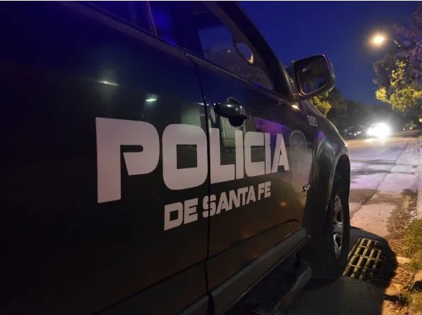 Cumpleaños sangriento en Santa Fe: policía mató a un amigo y se suicidó