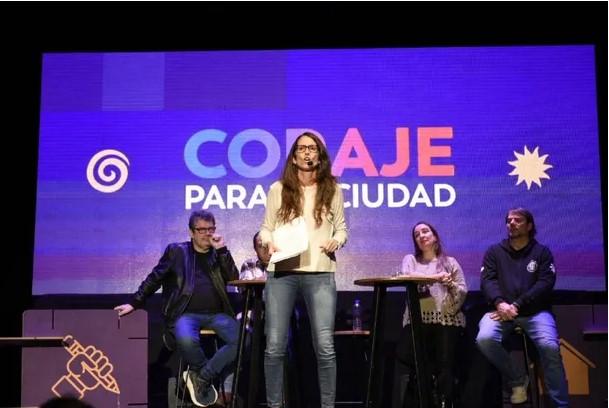 Elizabeth Gómez Alcorta presentó su precandidatura a jefa de Gobierno porteño por el Frente de Todos