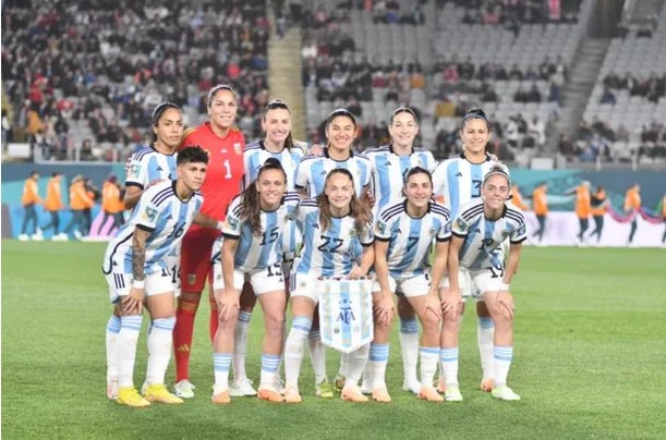 La Selección Argentina se despertó y rescató un importante empate ante Sudáfrica