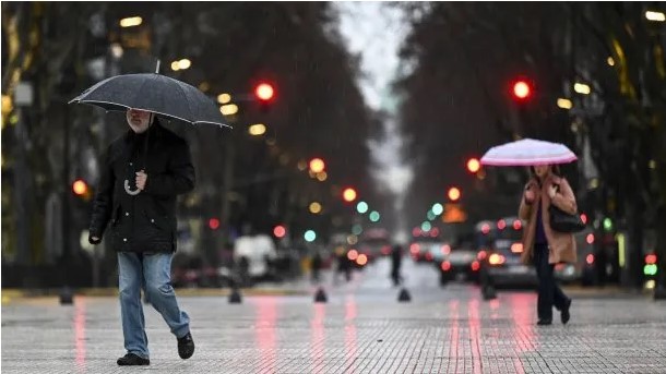A qué hora para de llover hoy en Buenos Aires
