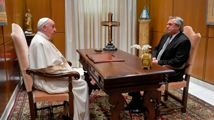 En su último viaje oficial, Alberto Fernández visitará al Papa en el Vaticano