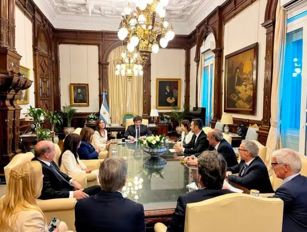 Javier Milei encabeza este lunes la primera reunión de gabinete de su Gobierno