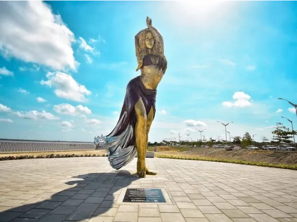 Shakira tiene su estatua en Barranquilla, Colombia