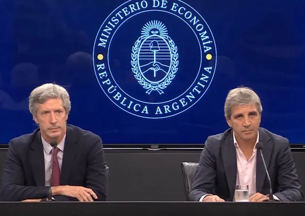 Luis Caputo anticipó «medidas más duras» y que «los argentinos van a sufrir más» si no se aprueba la Ley Ómnibus