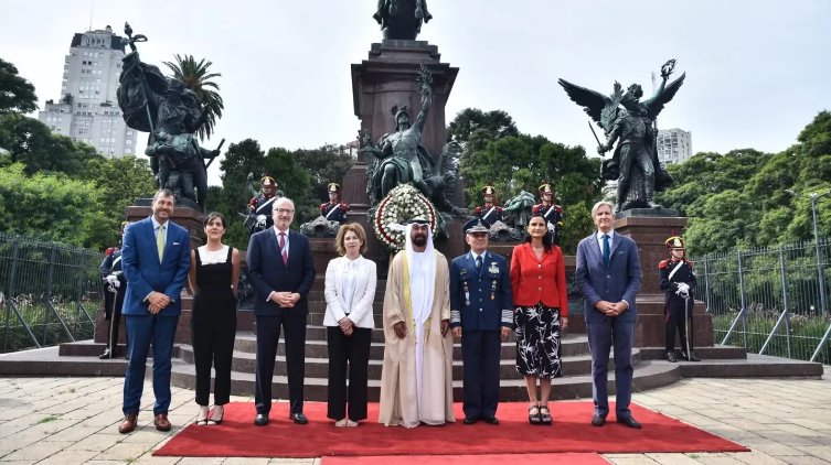 A 50 años del inicio de las relaciones bilaterales, Emiratos Árabes busca aumentar su presencia en Argentina