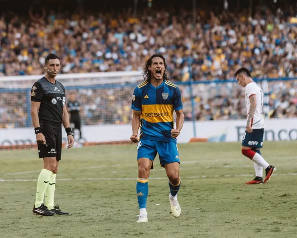 Edinson Cavan, lesionado: ¿llega al debut de Boca en la Copa Sudamericana?
