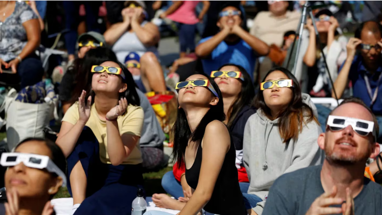 Cómo observar un eclipse solar total de forma segura – Guillermo Janices