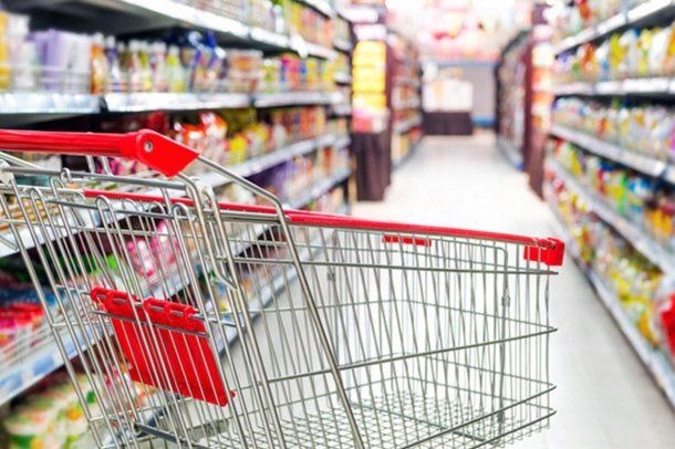 Sigue la retracción del consumo en supermercados: en febrero cayó casi el 10%