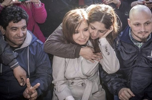 Cristina Kirchner: «A los argentinos no le alcanza la guita para nada y la vida cotidiana se hace muy pesada»