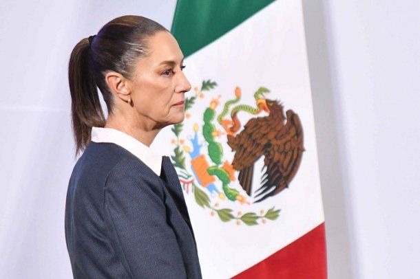Presidenta de México repudió el racismo de una actriz argentina que atacó a un agente de tránsito