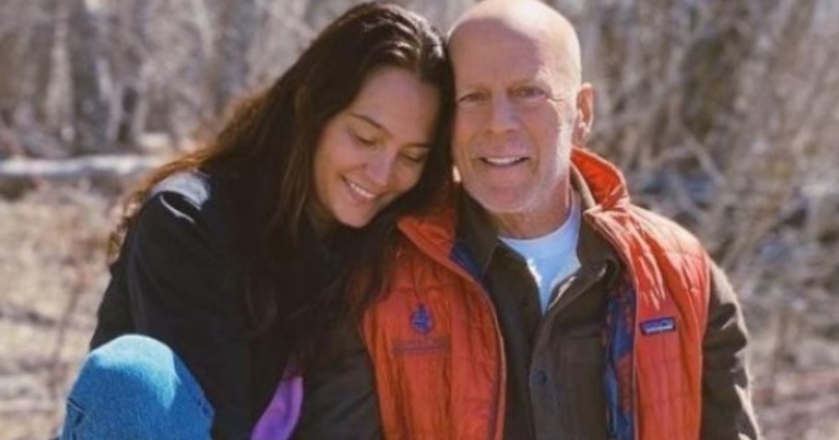 La esposa de Bruce Willis dice que el actor goza de buena salud, pero que le falla el cerebro y pierde el lenguaje