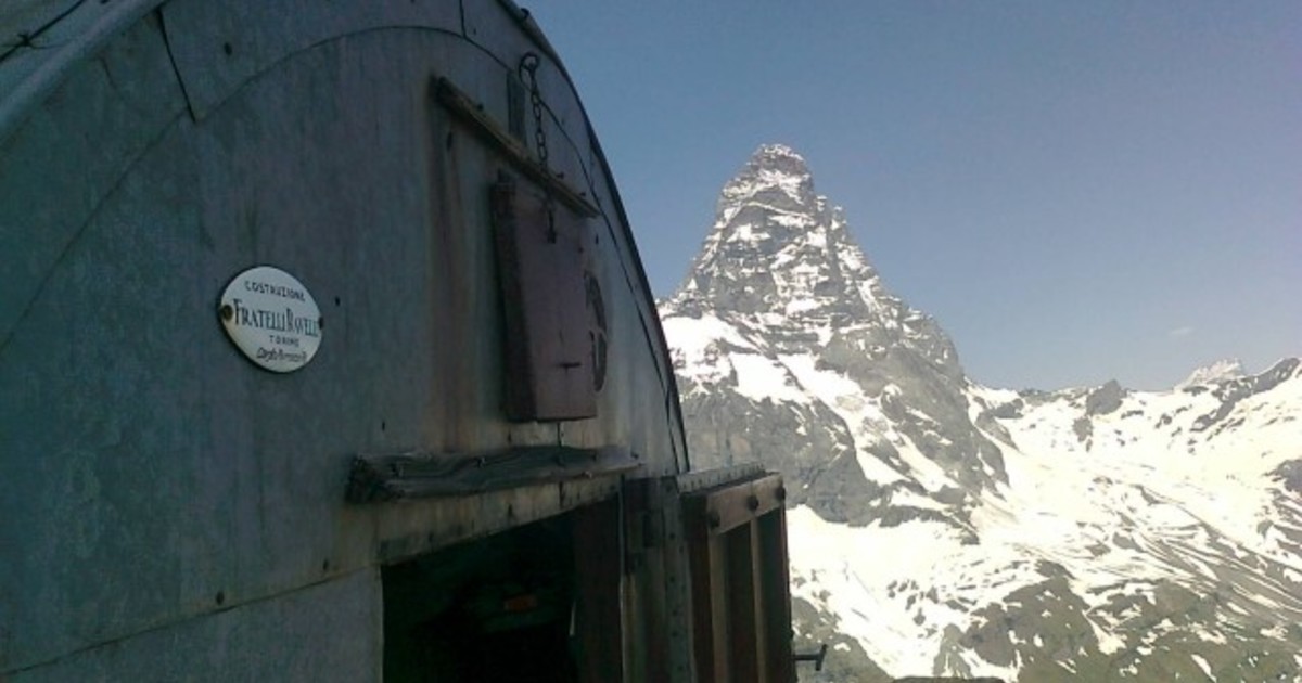 Tiene 85 años, es alpinista y quedó varado a 3000 metros de altura: el exitoso rescate tras refugiarse en un antiguo vivac