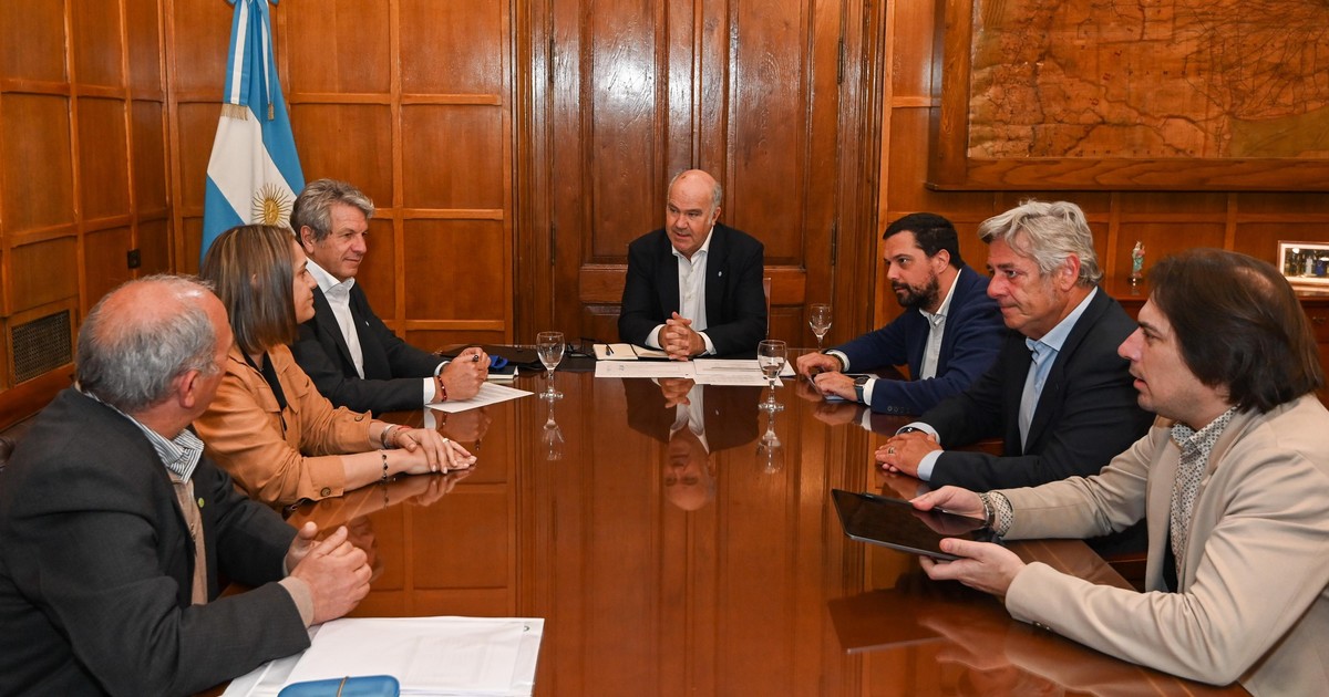 «Seguimos sorprendidos»: la mesa de enlace se reunió con el Gobierno y aconsejó a los productores que negocien con los exportadores tras el fin de las retenciones cero