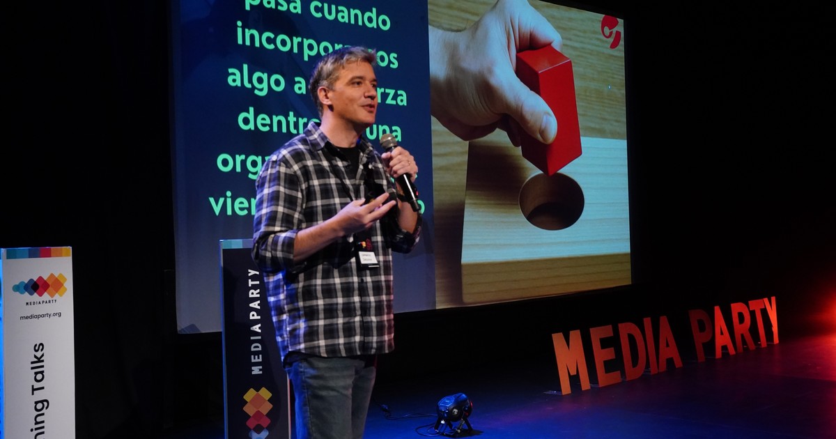 IA en empresas: por qué fracasa el 95% de los proyectos y claves para aplicarla con éxito en medios