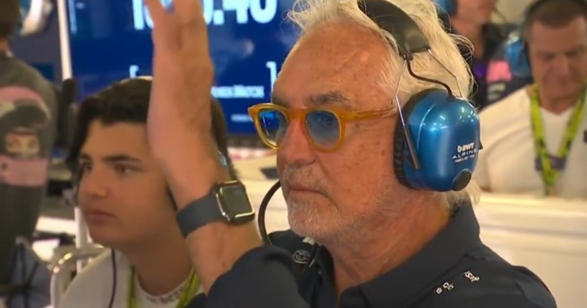 Briatore no pudo ocultar su disgusto cuando Colapinto cometió un error que lo condenó en la clasificación del GP de México de F1 Briatore no pudo ocultar su disgusto cuando Colapinto cometió un error que lo condenó en la clasificación del GP de México de F1