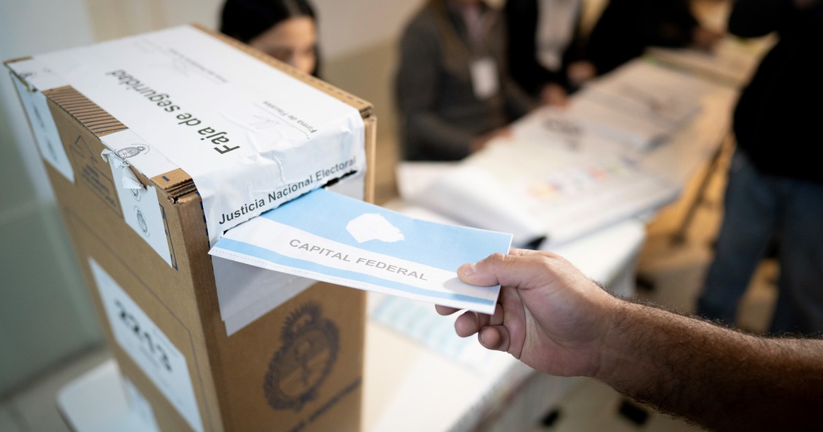 Elecciones: comienza el escrutinio definitivo y podría cambiar el resultado en ocho provincias Elecciones: comienza el escrutinio definitivo y podría cambiar el resultado en ocho provincias