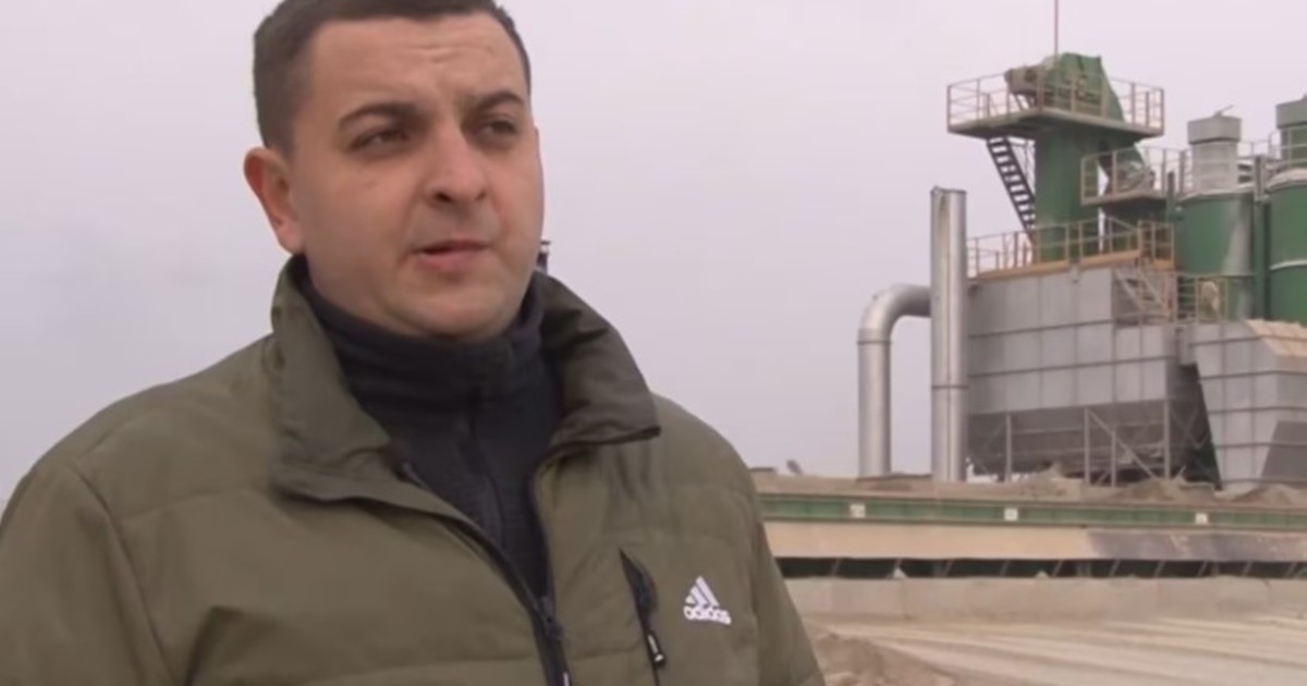 Recibió por error el sueldo de todos sus compañeros y se niega a devolver el dinero